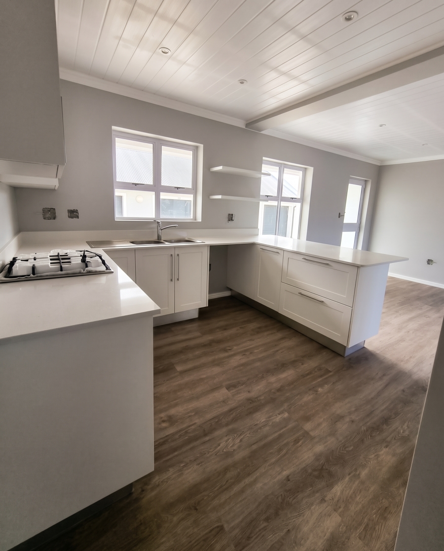 2 Bedroom Property for Sale in Struisbaai Western Cape